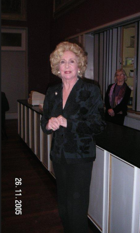 Wenche Foss